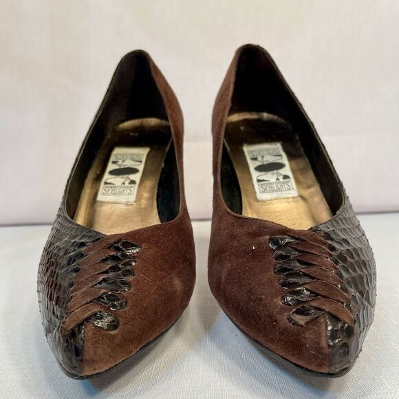 BROWN SUEDE & LEATHER 3” HEEL PUMP SIZE 7.5 by SKYLIGHTS EVC VINTAGE - Picture 2 of 9